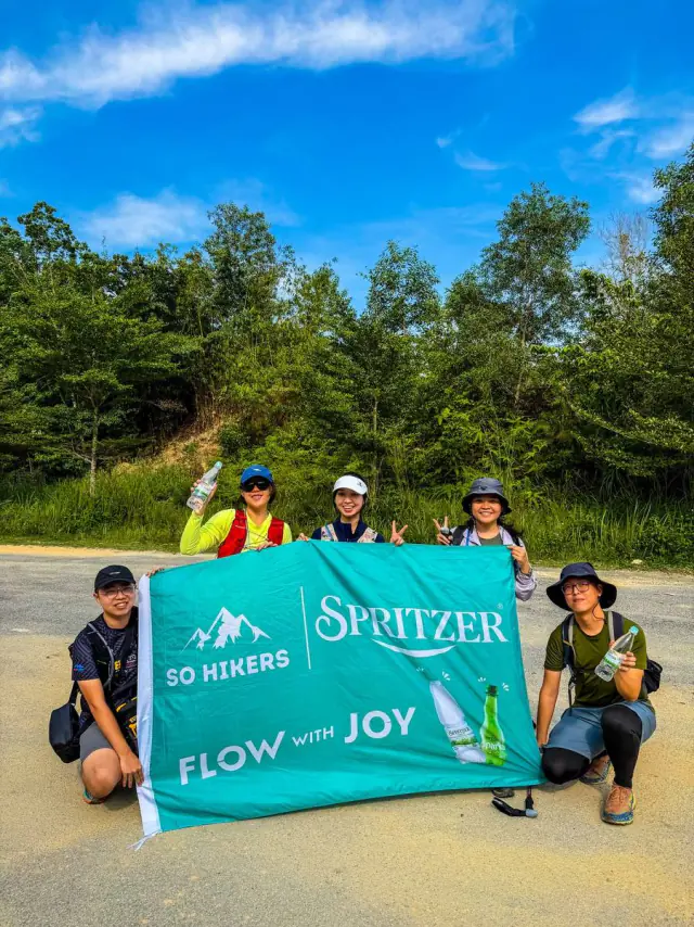 Spritzer Flow with Joy banner hike